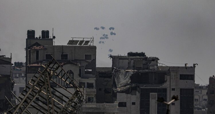 13 muertos deja nuevo ataque de Israel en Gaza: cifra de fallecidos ya supera los 60 mil