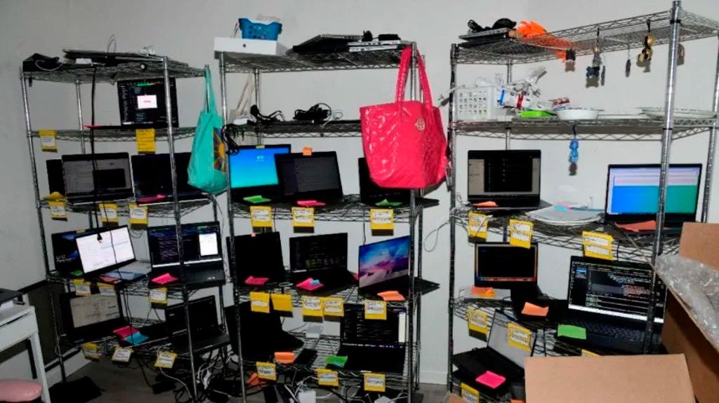 Granja de laptos con que norcoreanos defraudaron a EEUU