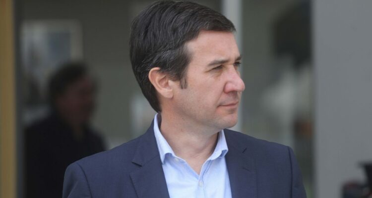 Ramírez (UDI) cuestiona cumbre “Democracia Siempre”: “Es ridículo, no le sirve de nada a Chile”