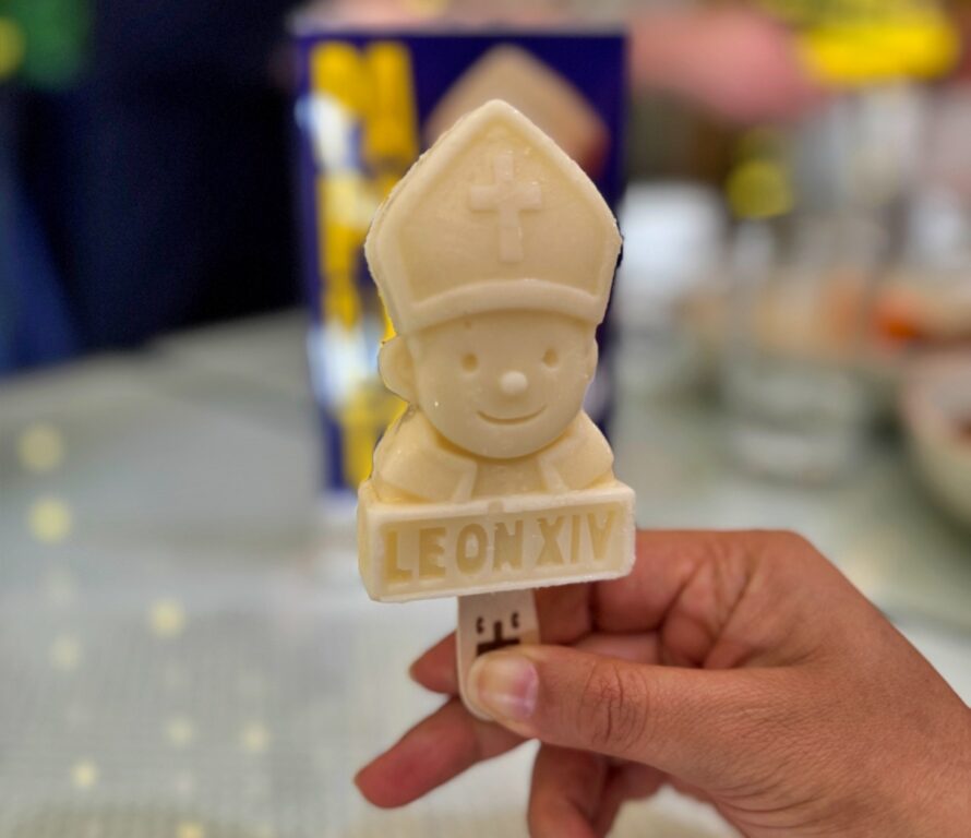 Los "secretos" y venta de "humo blanco" que provocó León XIV en Chiclayo