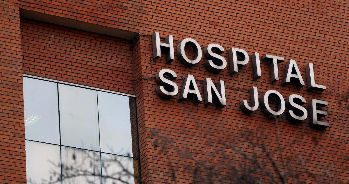 Autoridades acusan catástrofe sanitaria en Hospital San José