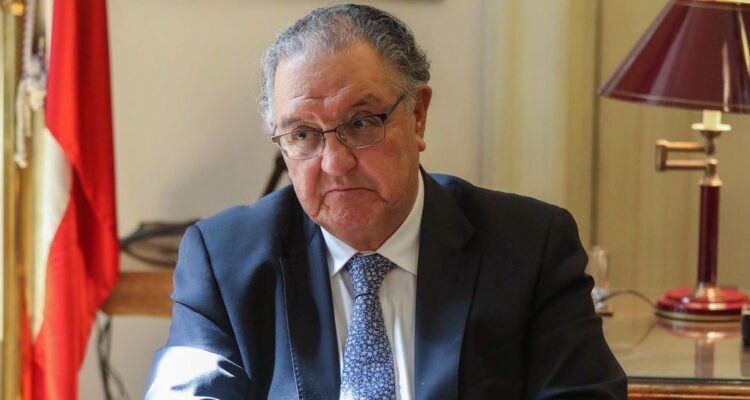 Tras apoyo a Jara: Huenchumilla dice que la DC hará “reserva” en temas valóricos como el aborto