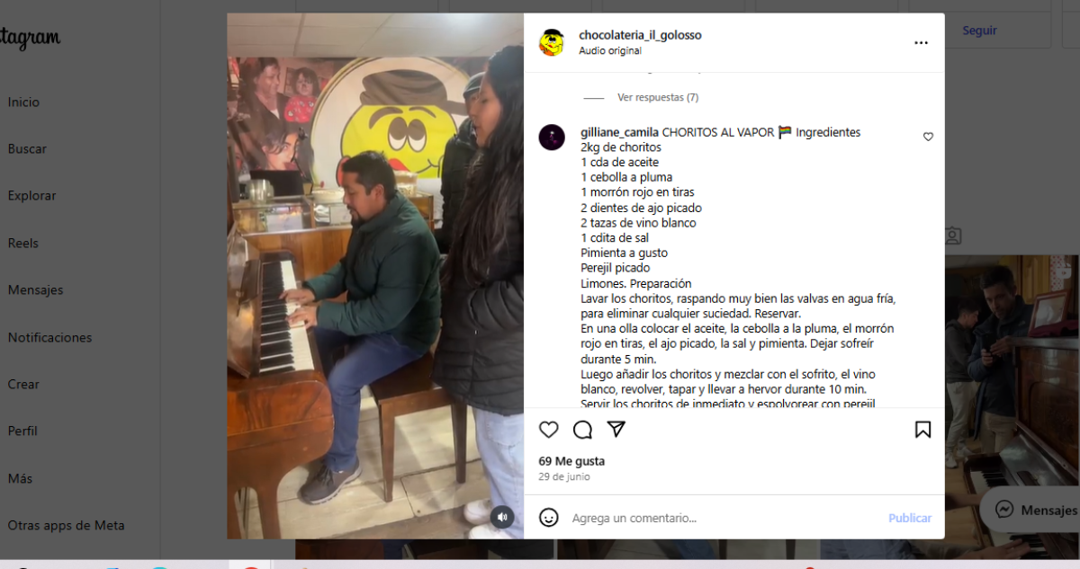 Pareja denuncia que fueron expulsadas de cafetería en Lican Ray por darse un "piquito"