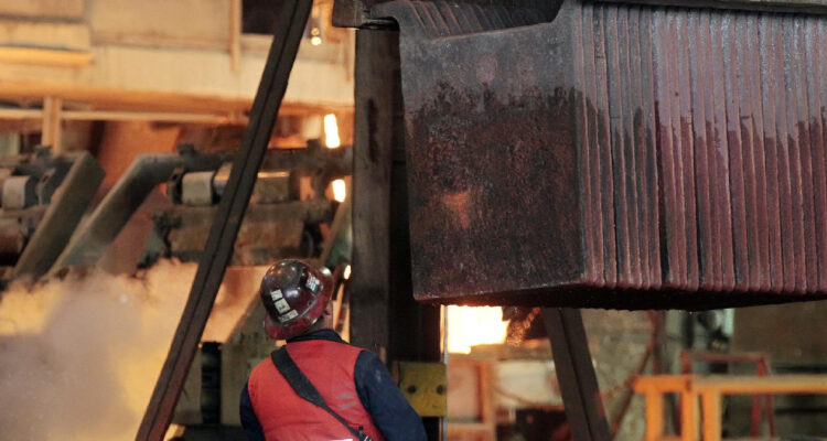 Los Inventarios de la Minería del Cobre subieron en mayo: industria manufacturera no registró cambios