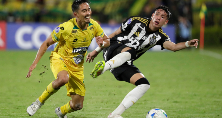 Iván Román fue protagonista en ajustado triunfo de Atlético Mineiro ante Bucaramanga por Sudamericana