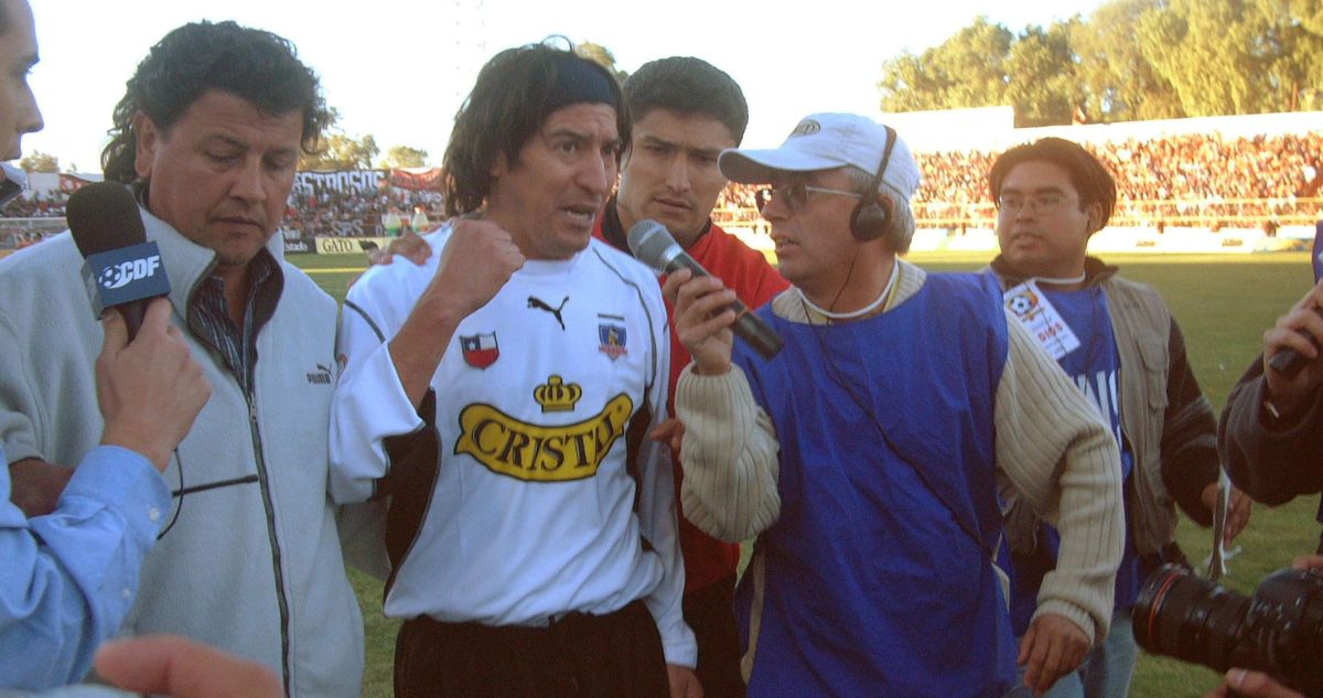 Iván Zamorano cobraba el mínimo y a veces ni siquiera retiraba cheques en Colo Colo