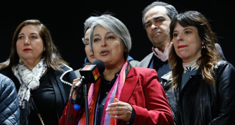 Jara descarta tensiones en la interna del PC y asegura que no se ha planteado suspender su militancia