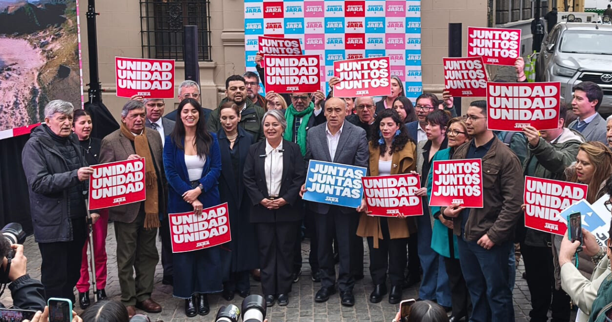 Jara presenta su equipo oficial de campaña: trabajará con Cardoch (PS), Mulet (FREVS) y Figueroa (PC)