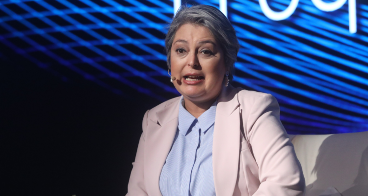 Jara resalta autonomía del PC y apunta a quienes quieren hablar en su nombre: “Conmigo se equivocan”