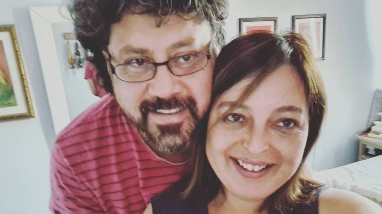 ¿Quién es Claudio Rodríguez, pareja de Jeannette Jara? Milita en el PC y trabaja en Registro Civil
