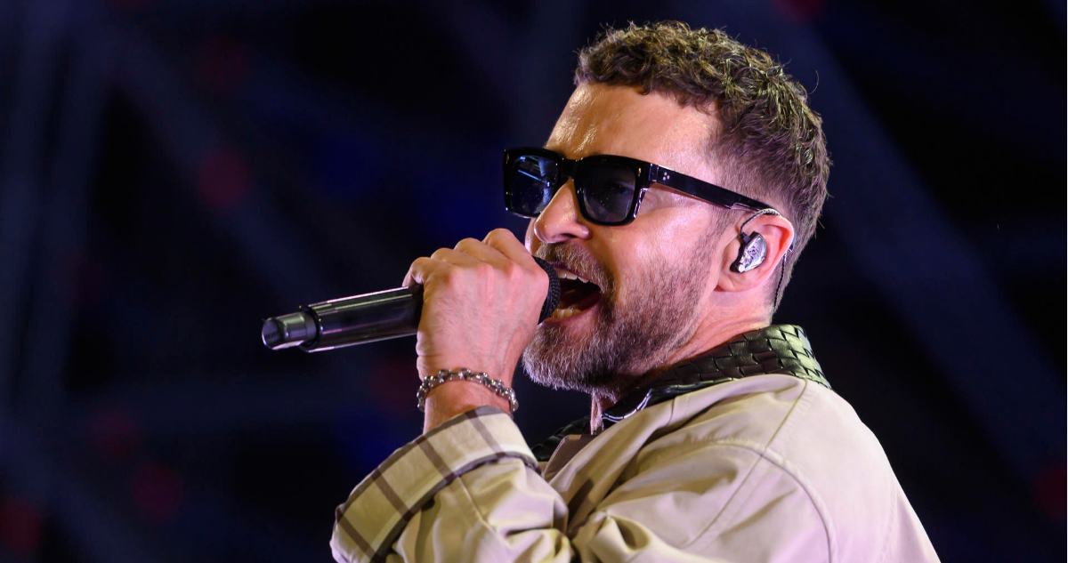 Justin Timberlake en concierto en referencia a enfermedad de Lyme