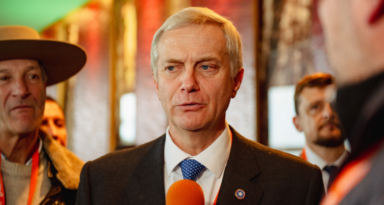 Kast no descarta indultar presos de Punta Peuco: “Uno tiene que analizar cada hecho en su mérito”