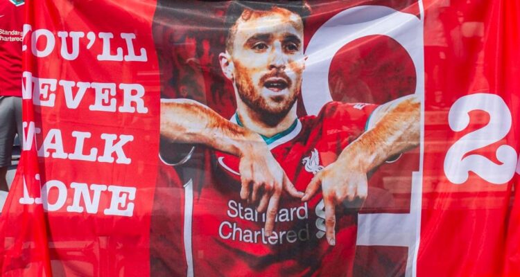 Diogo Jota exaltado en sitio oficial del Liverpool