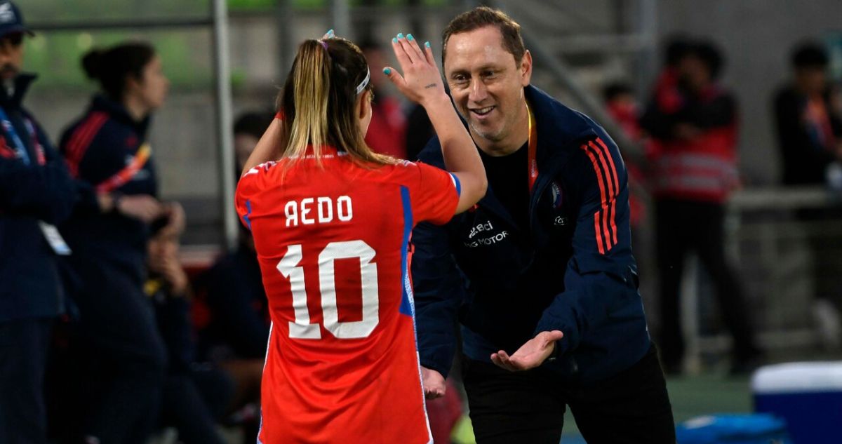 Luis Mena palpita duelo con Uruguay en la Copa América femenina