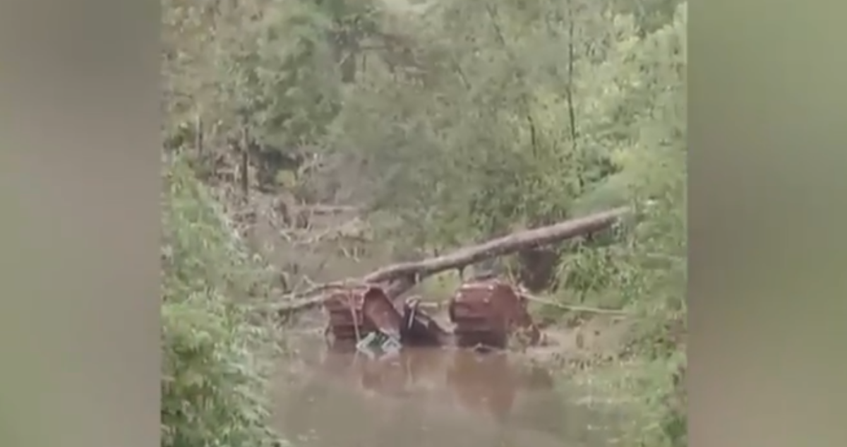 Máquina siniestrada cerca de ruta que una a Valdivia y Los Lagos