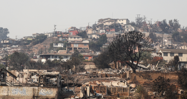 Escombros de megaincendio por fin de la investigación