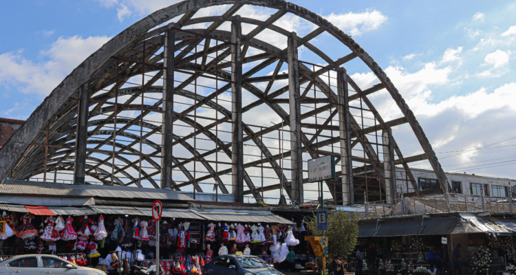 Mercado Central de Concepción por dichos de gobernador Sergio Giacaman