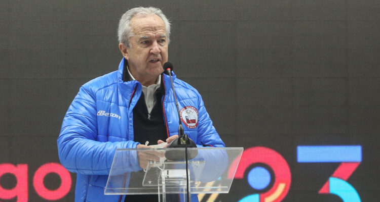 Miguel Ángel Mujica en Santiago 2023 archivo