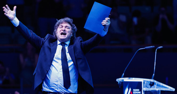 Argentina pasa la revisión del Fondo Monetario Internacional para que reciba unos US$2.000 millones