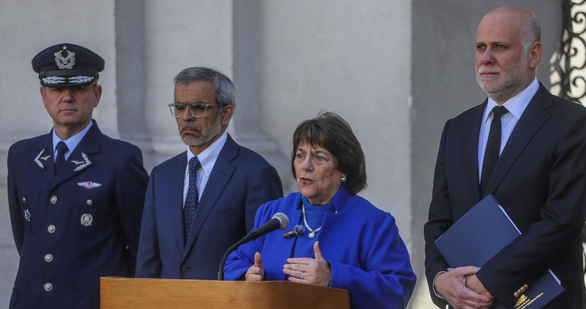 Ministra de Defensa revela que sería ketamina la sustancia incautada a exfuncionarios de la FACh
