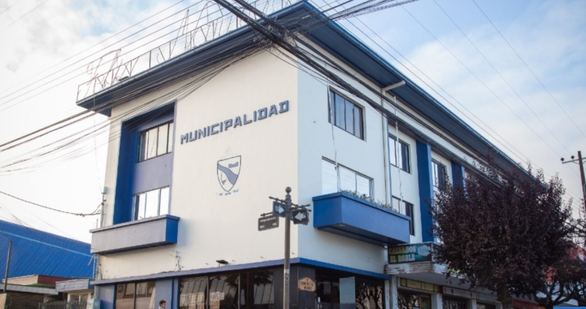 Municipalidad de Río Bueno deberá pagar $15 millones a profesora que fue acusada de maltrato a alumna