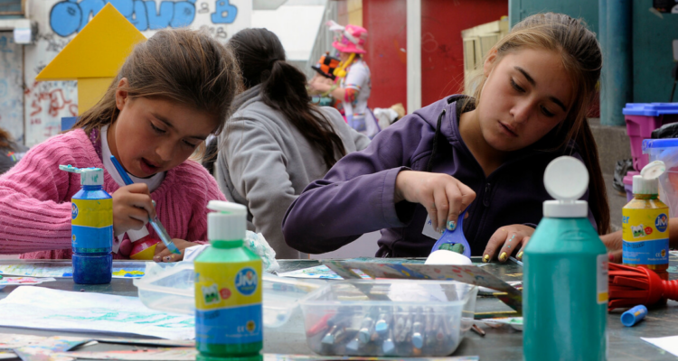 Niños jugando