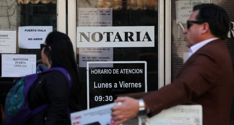 “Los inmortales” buscan perpetuarse: notarios sobre 75 años recurren al TC para no dejar sus cargos