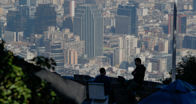 Otra vez declaran Alerta Ambiental para Santiago: revisa las restricciones para este sábado