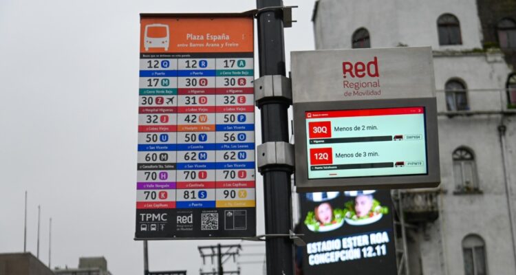 Paneles informativos en micros