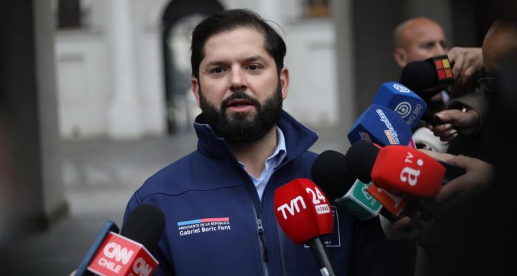 Pdte. Boric tras anuncio de arancel al cobre: “En diplomacia no se hace política por redes sociales”