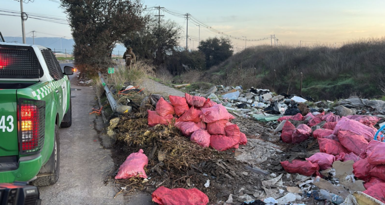 Persecución por robo termina con hallazgo de cadáver en zanja por donde se lanzó delincuente