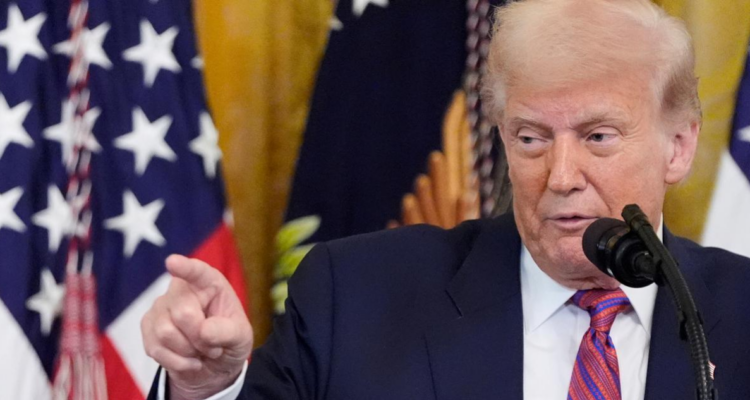 Pese a la nula evidencia Trump insiste en que instalaciones nucleares de Irán fueron destruidas