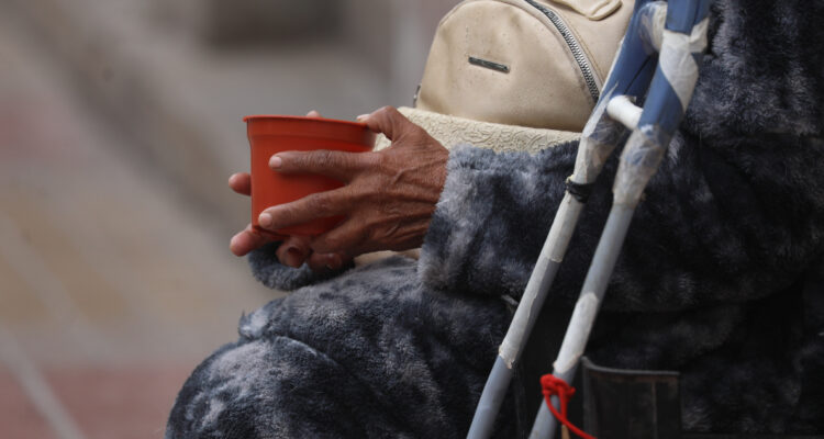 Medición de la pobreza severa en Chile, CASEN