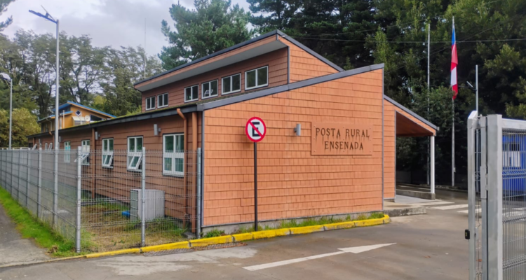 Frontis de la Posta Rural Ensenada de Puerto Varas