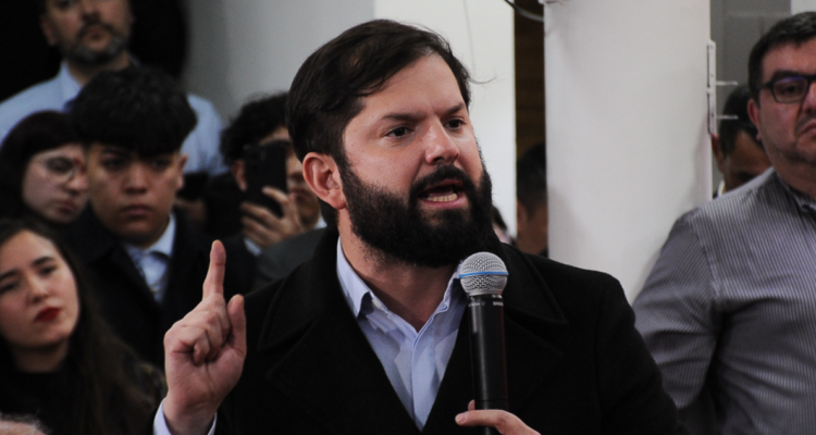Boric deja atrás prescidencia: “El próximo gobierno tiene que ser mejor (…) Jara representa eso”