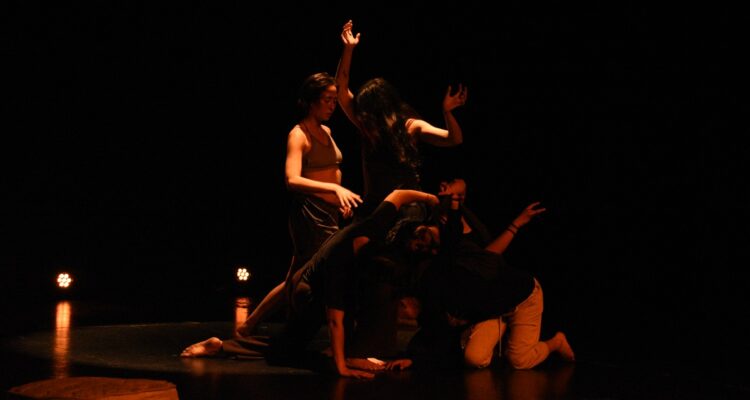 primera muestra coelctivo corpórea