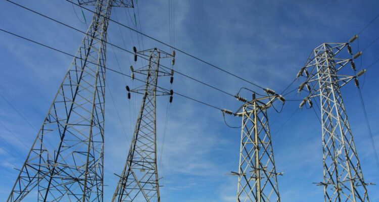 Proyecto Mataquito: alcaldes acusan falta de diálogo con comunidades afectadas por trazado eléctrico