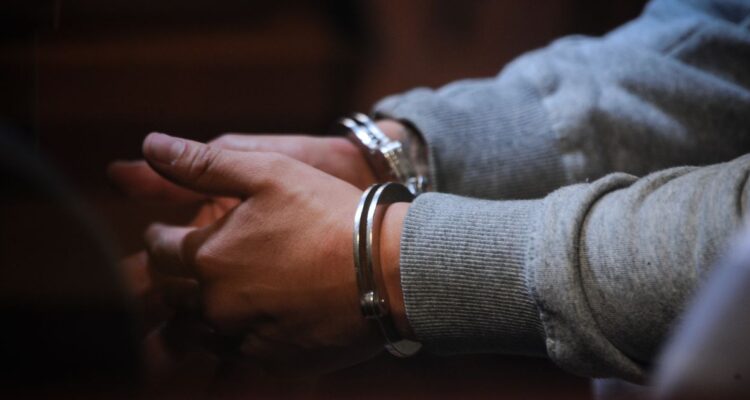 Reformalizan a conductor que estaba prófugo por fatal atropello de joven ciclista en Valdivia