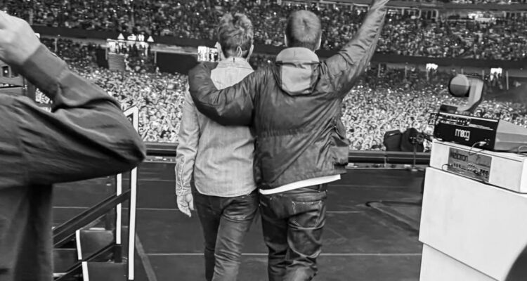 El histórico regreso de Oasis: setlis y lo que dijo la prensa sobre el primer concierto de reencuentro