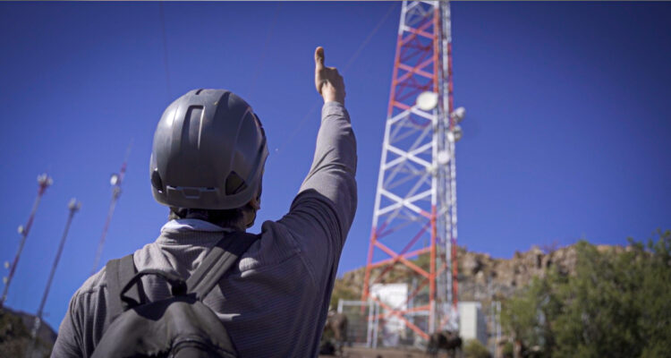 Claro VTR lanza Reporte de Sostenibilidad: renovó el 90% de su red móvil del país en 2024
