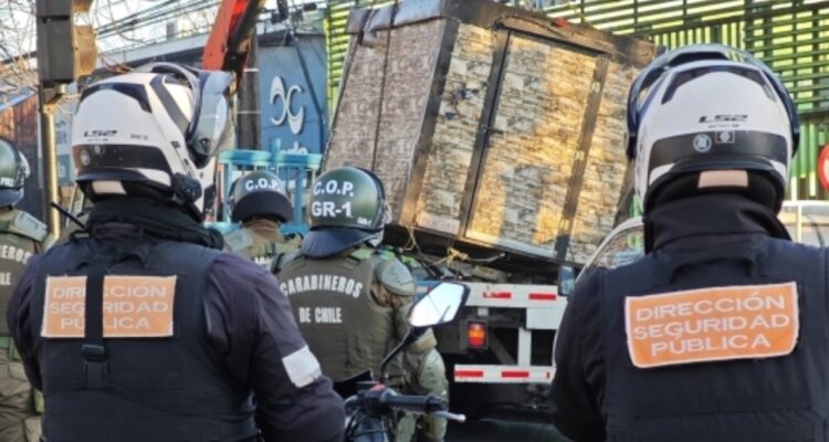 Retiro de carros de comida rápida que funcionaban sin permisos