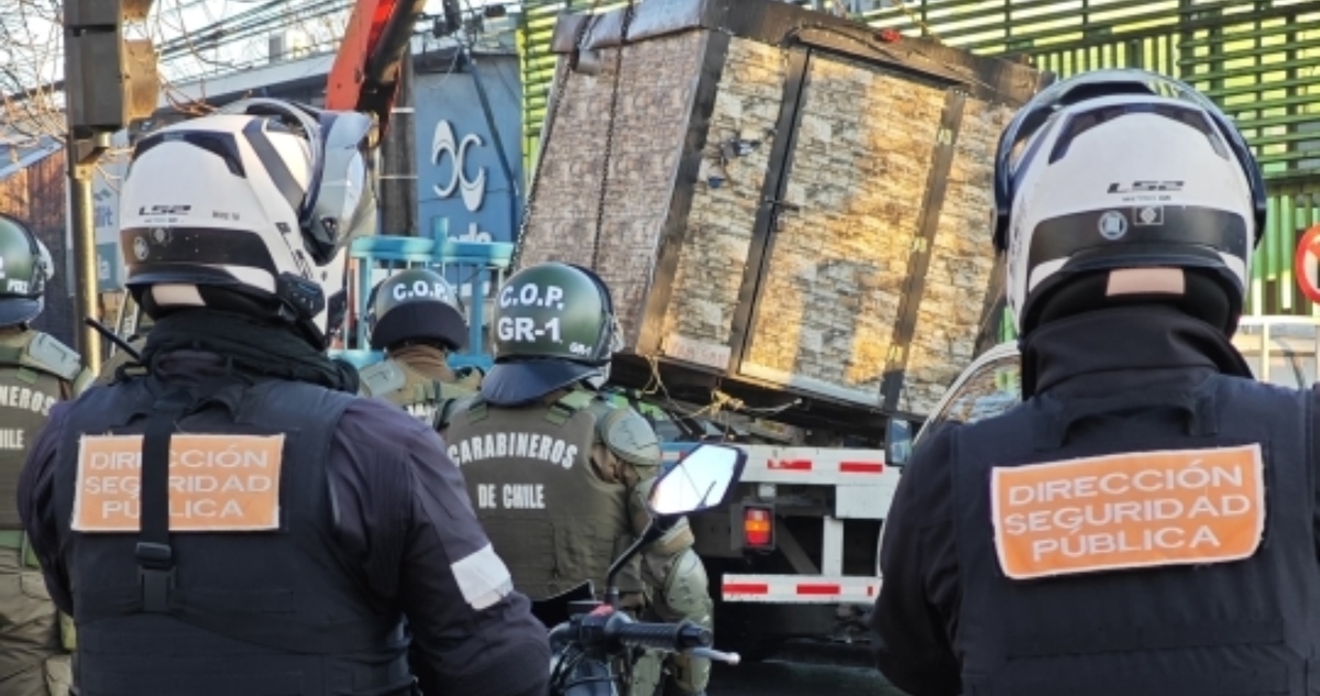 Retiro de carros de comida rápida que funcionaban sin permisos