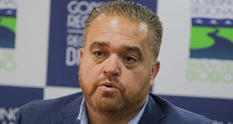 Giacaman por fundaciones investigadas: “Les dimos segundas oportunidades, pero no se logró avanzar”