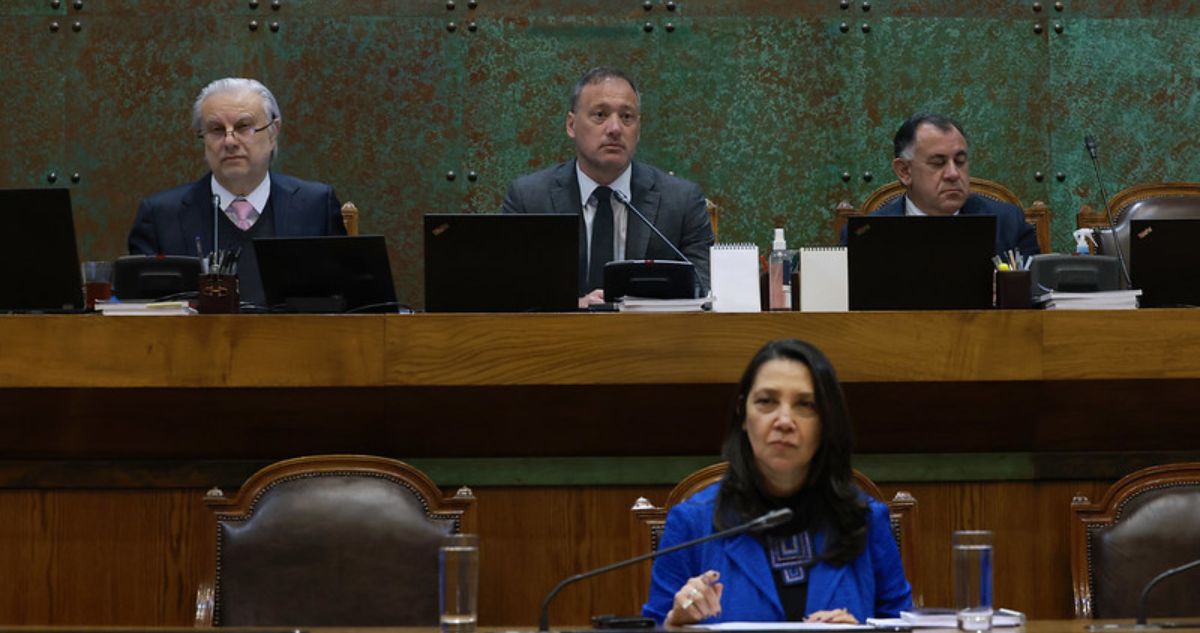 Avanza proyecto que crea el Servicio de Auditoría Interna de Gobierno: incluye a las FFAA y policías