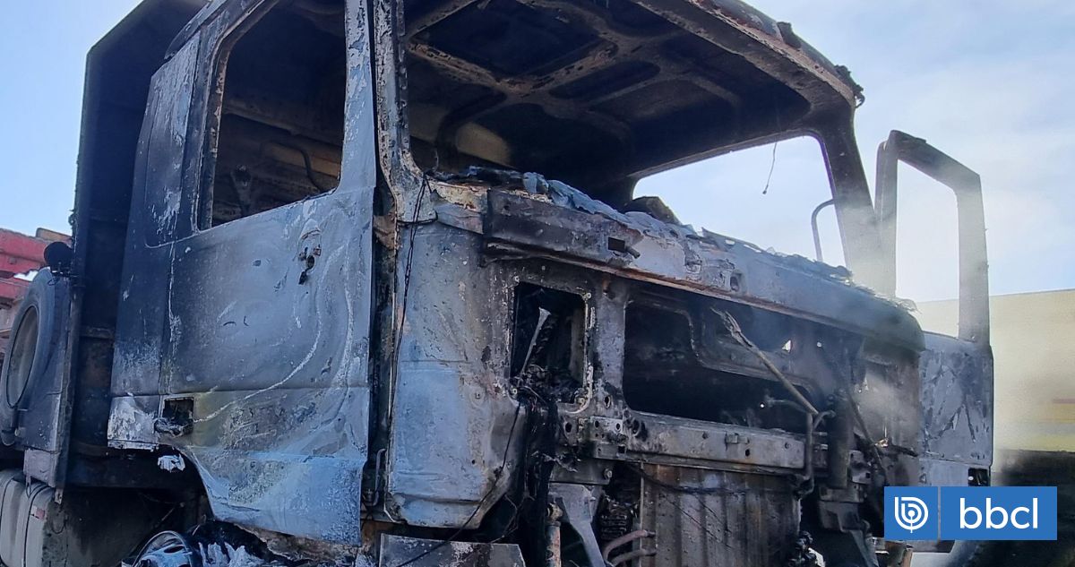 Dos trabajadores heridos deja ataque incendiario en sector rural de Ercilla: uno fue baleado