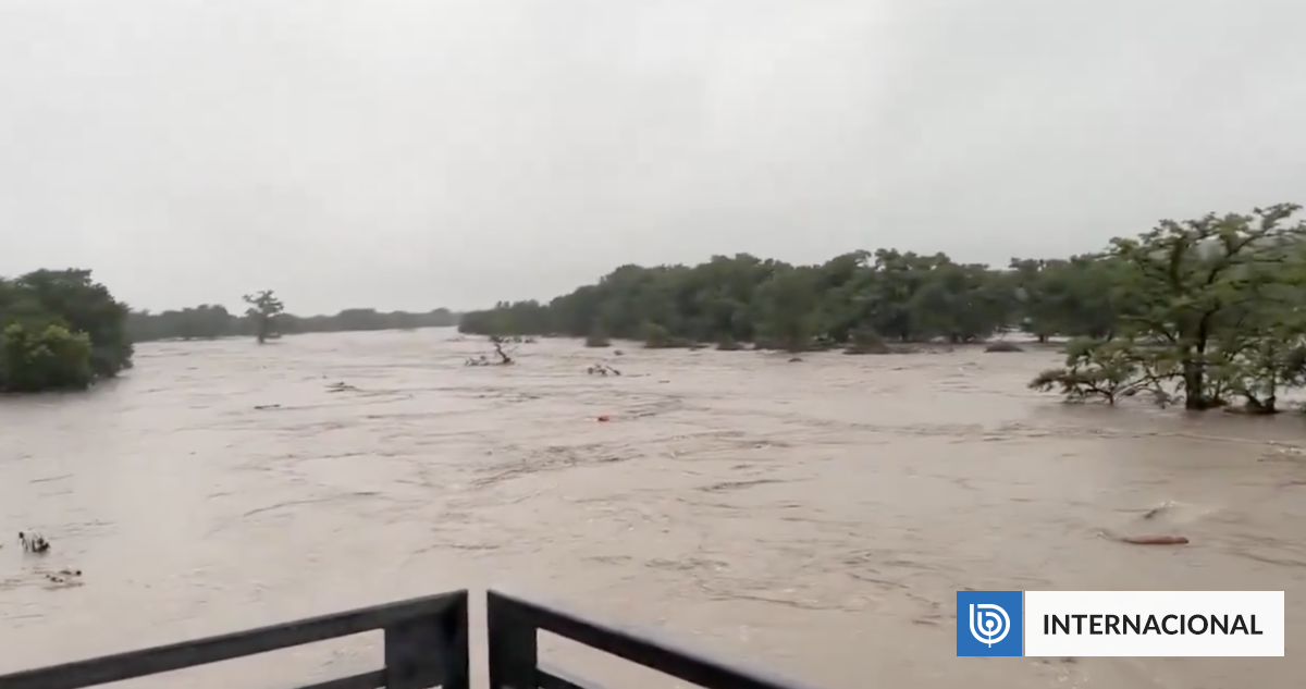 Al menos 20 niñas de un campamento desaparecidas y 13 muertos tras fuertes lluvias en Texas