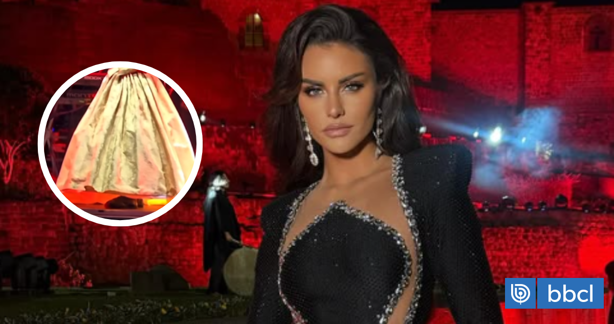 Emilia Dides sorprende con pantuflas en pleno show