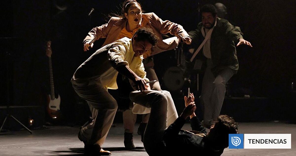 Crítica de Teatro: Romeo y Julieta encarna la violencia y el tiempo al ritmo de la música y del amor