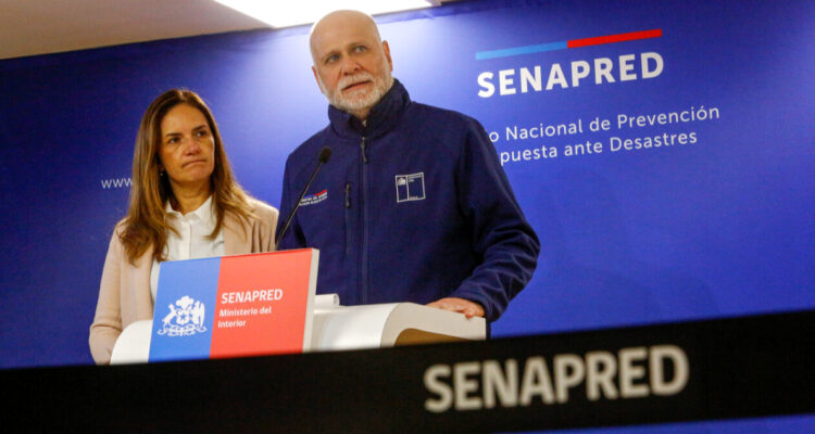 Suspensión de clases se acota solo a establecimientos en zonas inundables en regiones en Alerta