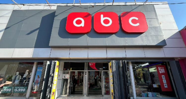 El CEO de abc presenta su renuncia: llegó como gerente general de Abcdin antes de fusión con La Polar